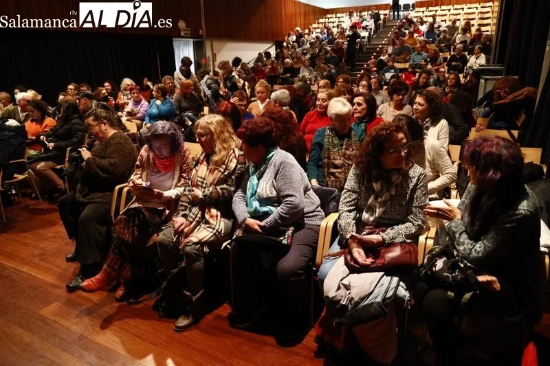 Actuación de Ruth Garreta en el VI Encuentro de Payasas en Salamanca. Fotos: David Sañudo