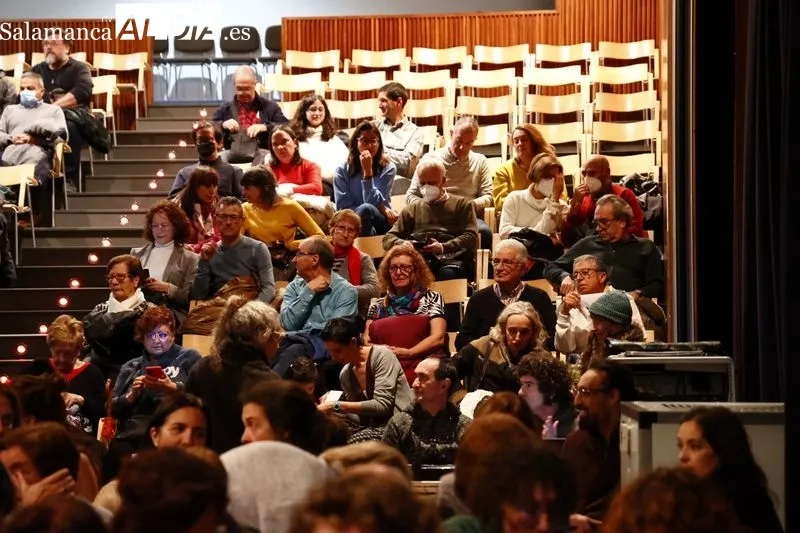 Actuación de Ruth Garreta en el VI Encuentro de Payasas en Salamanca. Fotos: David Sañudo