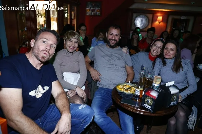 Galería de imágenes de los salmantinos viendo el Marruecos - España del Mundial / Fotos: David Sañudo