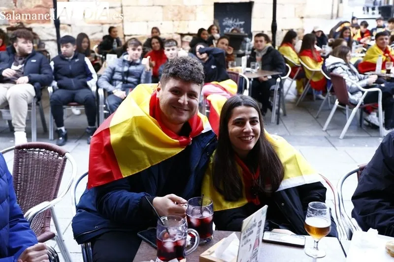 Galería de imágenes de los salmantinos viendo el Marruecos - España del Mundial / Fotos: David Sañudo