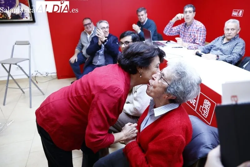 Debate de los candidatos a las primarias del PSOE para aspirar a la Alcaldía de Salamanca, Soledad Murillo y José Luis Mateos. Fotos: David Sañudo