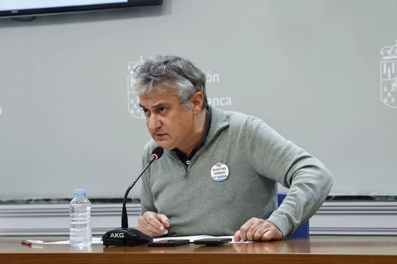 Foto 2 - El PSOE insiste en la dimisi&oacute;n de Javier Iglesias como presidente de la Diputaci&oacute;n tras "una situaci&oacute;n tan burla, tan lamentable y tan grotesca"
