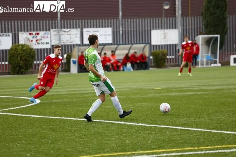 Galería de imágenes del Navega - Sporting Carbajosa / Fotos: David Sañudo