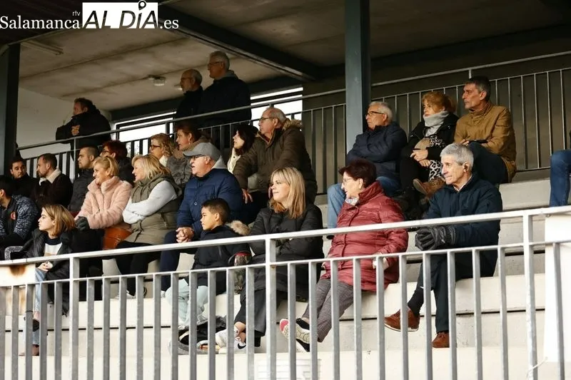 Galería de imágenes del Navega - Sporting Carbajosa / Fotos: David Sañudo