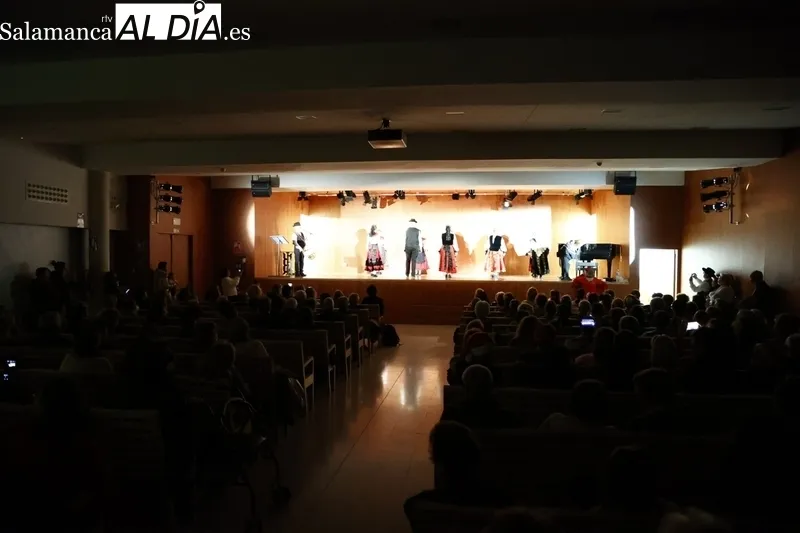 Bailes y Villancicos en el Centro Integral Trujillo