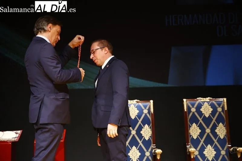 Foto 12 - La Hermandad de Donantes de Sangre y El Casino reciben las Medallas de Oro de Salamanca