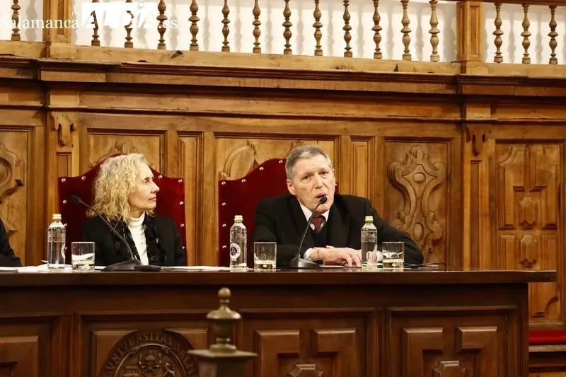 Acto de proclamación de la obra ganadora de la XLII edición del Premio Mundial Fernando Rielo de Poesía Mística celebrado en el Aula Magna de la UPSA. Fotos: David Sañudo