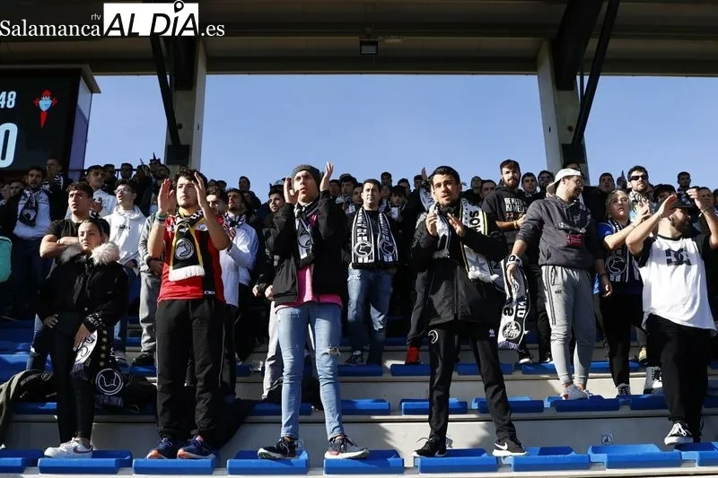 Galería de imágenes del Unionistas - Celta B en las gradas / Fotos: David Sañudo