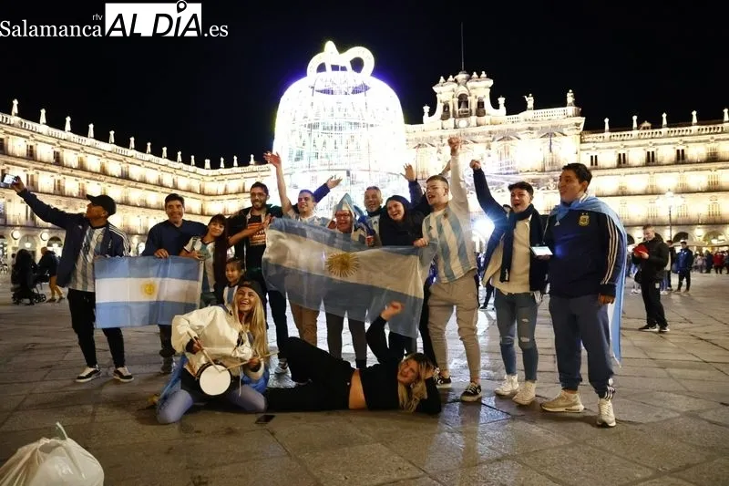 Galería de imágenes de los argentinos celebrando el Mundial en Salamanca / Fotos: David Sañudo