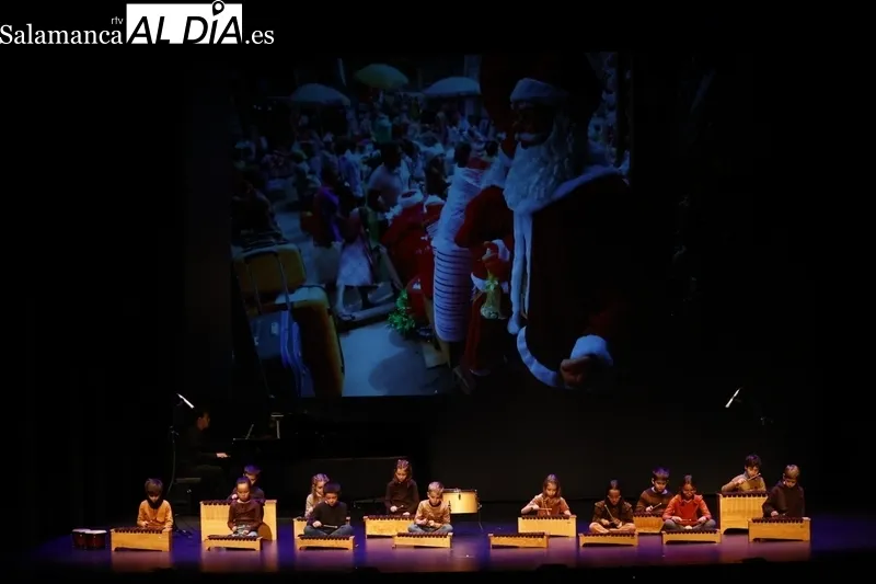 Gala Navidades por el Mundo. Fotos David Sañudo