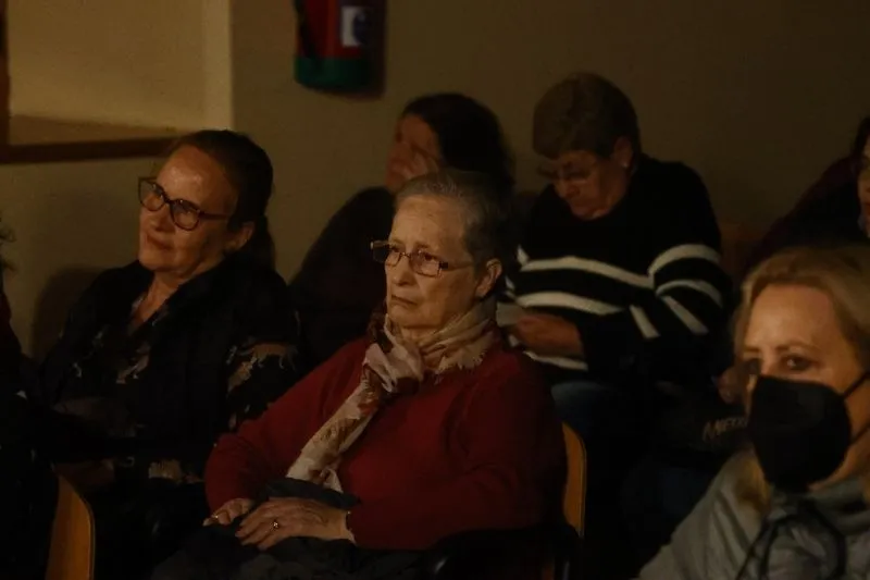 Actuación de la Coral Annuba en la iglesia vieja de Pizarrales