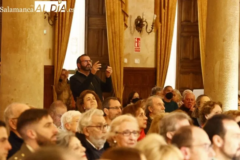 Concierto solidario a favor de Cáritas Banda del Regimiento de Especialidades de Ingenieros nº11 en el Casino. Fotos: David Sañudo