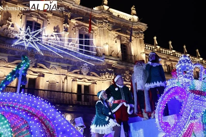 Foto 17 - Pap&aacute; Noel inunda de magia e ilusi&oacute;n las calles de Salamanca