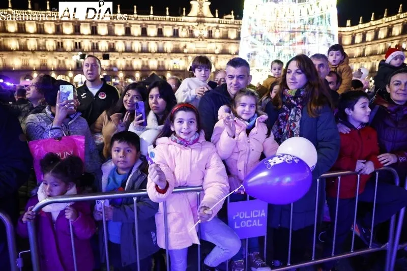 Foto 14 - Pap&aacute; Noel inunda de magia e ilusi&oacute;n las calles de Salamanca