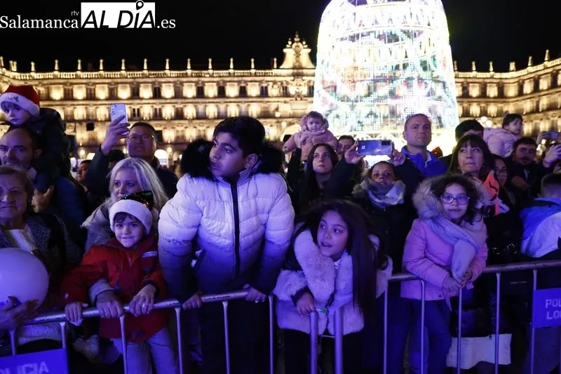 Foto 13 - Pap&aacute; Noel inunda de magia e ilusi&oacute;n las calles de Salamanca