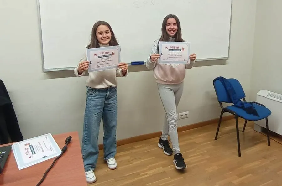 Foto 4 - Un total de 76 personas han participado en la &uacute;ltima tanda de 2022 de los cursos de nuevas tecnolog&iacute;as