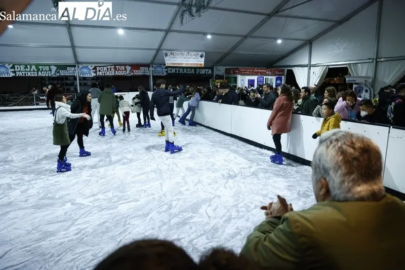 Pista de hielo de Salamanca. Fotos de David Sañudo