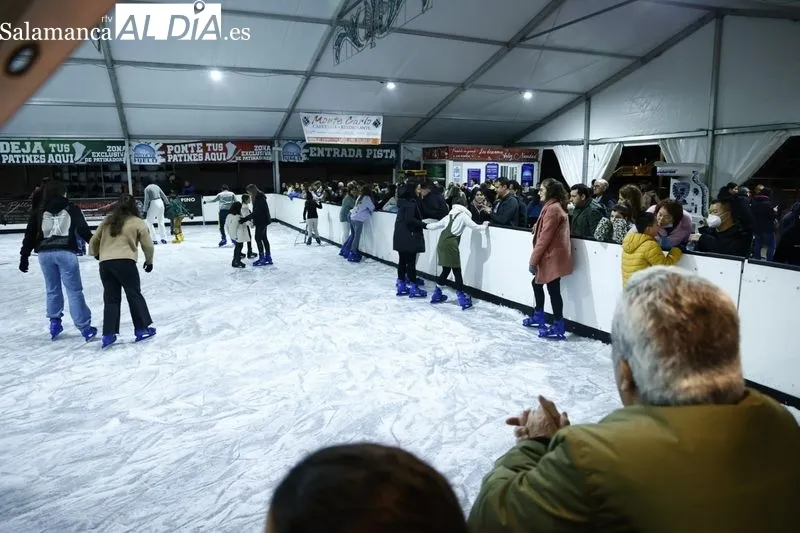 Pista de hielo de Salamanca. Fotos de David Sañudo