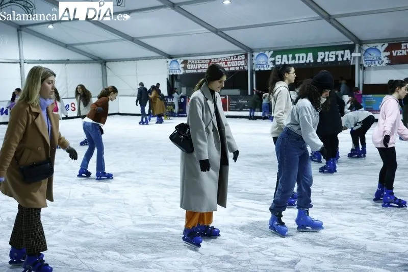 Pista de hielo de Salamanca. Fotos de David Sañudo