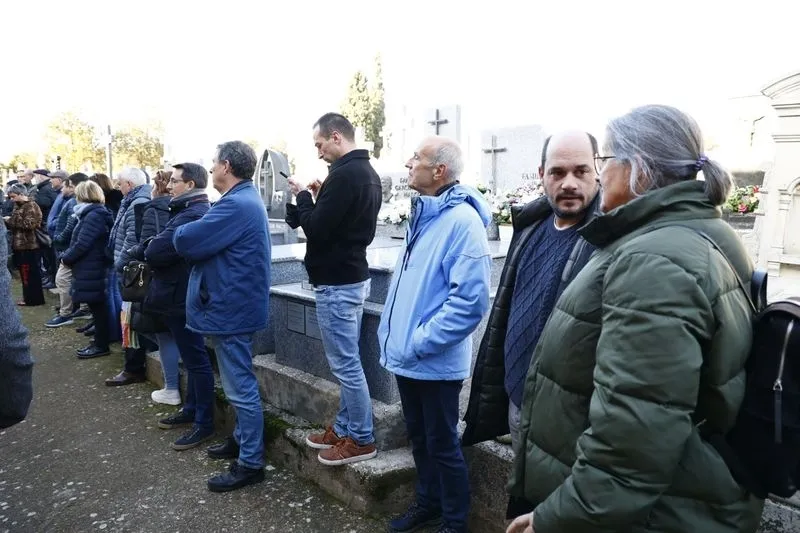  Homenaje a Unamuno de la Asociación Salamanca Memoria y Justicia en el cementerio de San Carlos Borromeo. Fotos: David Sañudo