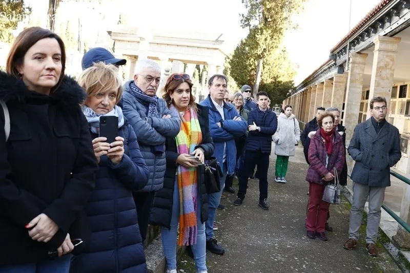  Homenaje a Unamuno de la Asociación Salamanca Memoria y Justicia en el cementerio de San Carlos Borromeo. Fotos: David Sañudo