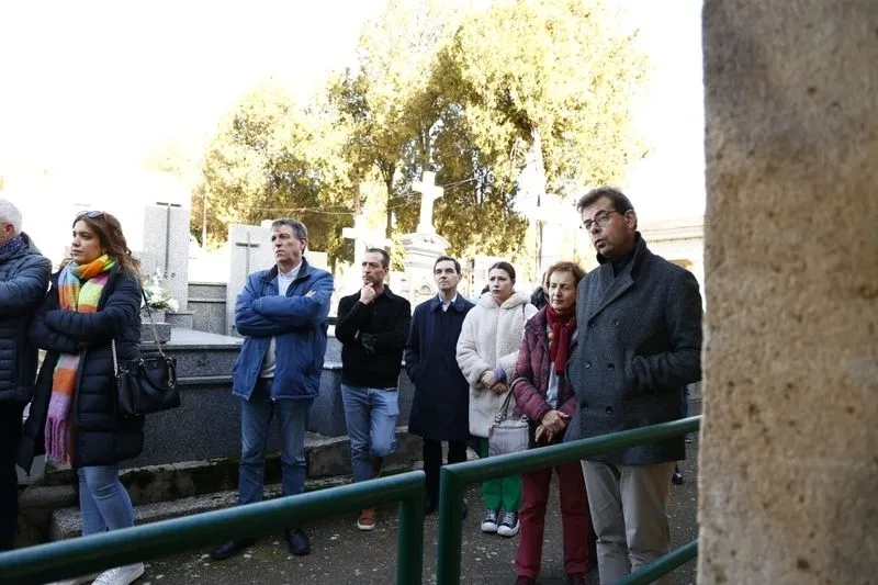  Homenaje a Unamuno de la Asociación Salamanca Memoria y Justicia en el cementerio de San Carlos Borromeo. Fotos: David Sañudo
