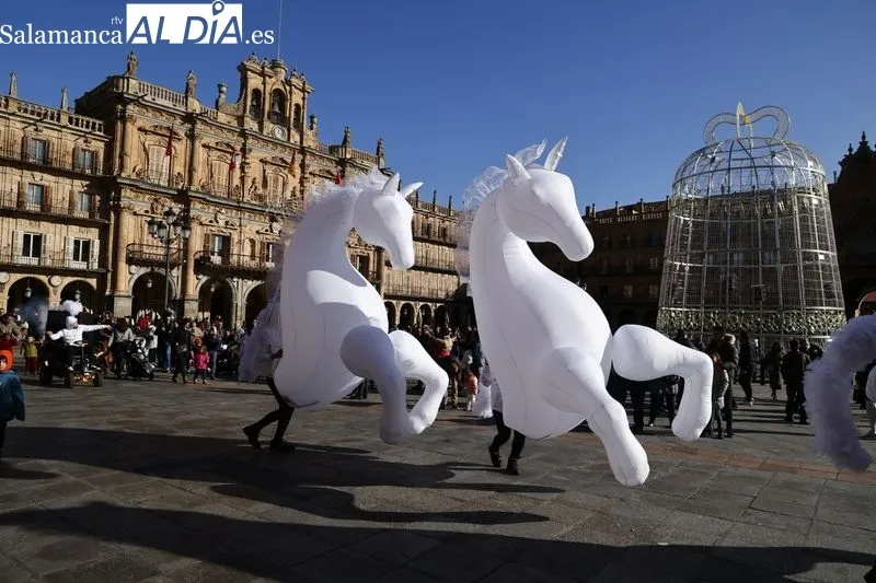 Espectáculo de ARTScreatrive en las calles del centro de Salamanca. Fotos: David Sañudo