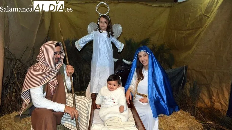 Foto 2 - San Felices de los Gallegos celebra su Bel&eacute;n Viviente con un gran ambiente
