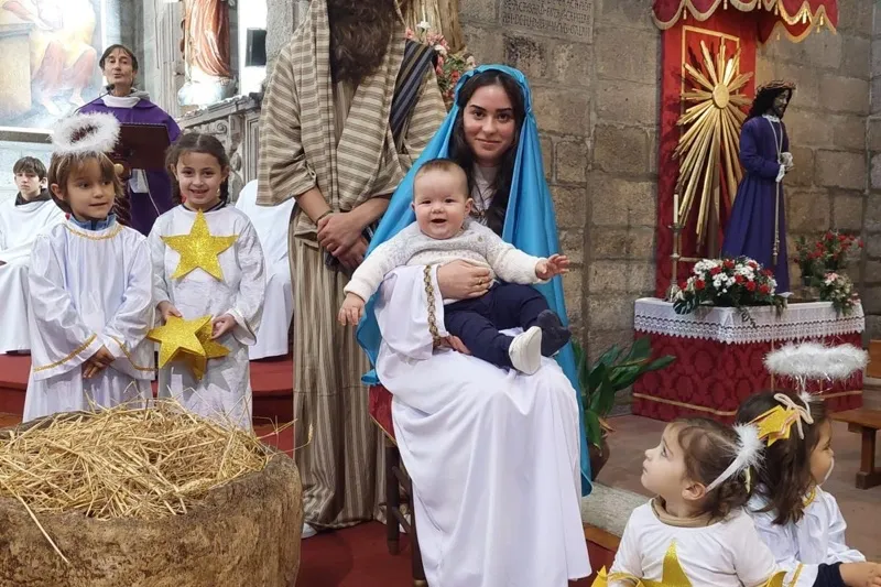 El Colegio La Encarnación celebraba su eucaristía de Navidad