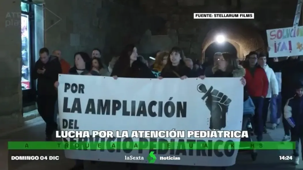 Foto 3 - laSexta se hace eco de la manifestaci&oacute;n por la mejora de la atenci&oacute;n pedi&aacute;trica