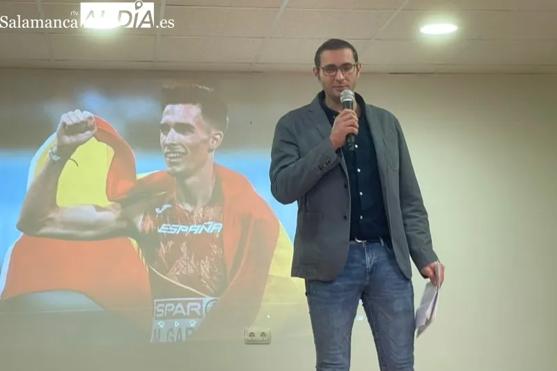 Mario Garcia Romo recibía el homenaje de su pueblo, Villar de Gallimazo