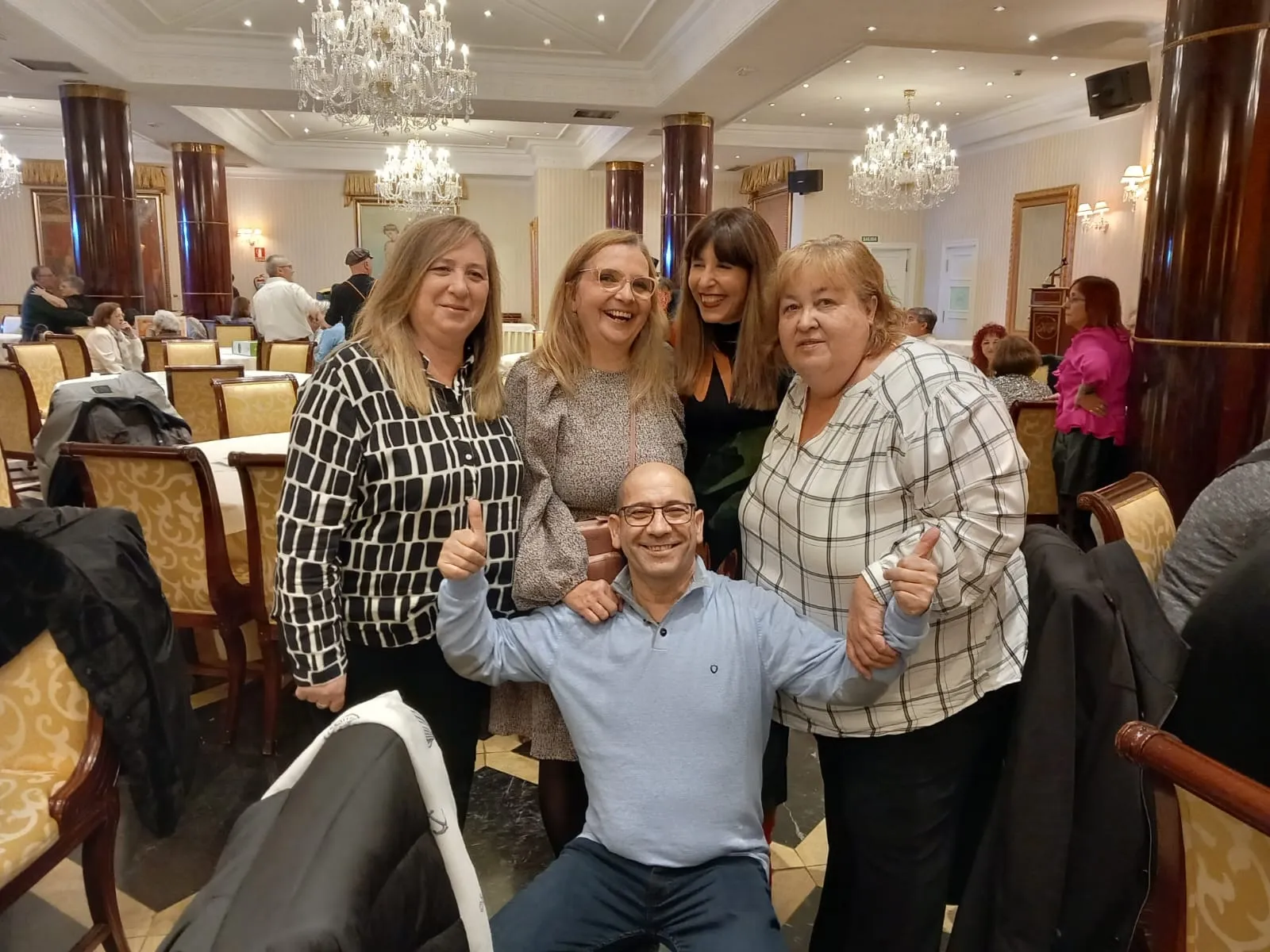María Josefa Bautista celebraba su jubilación junto a su familia y compañeros