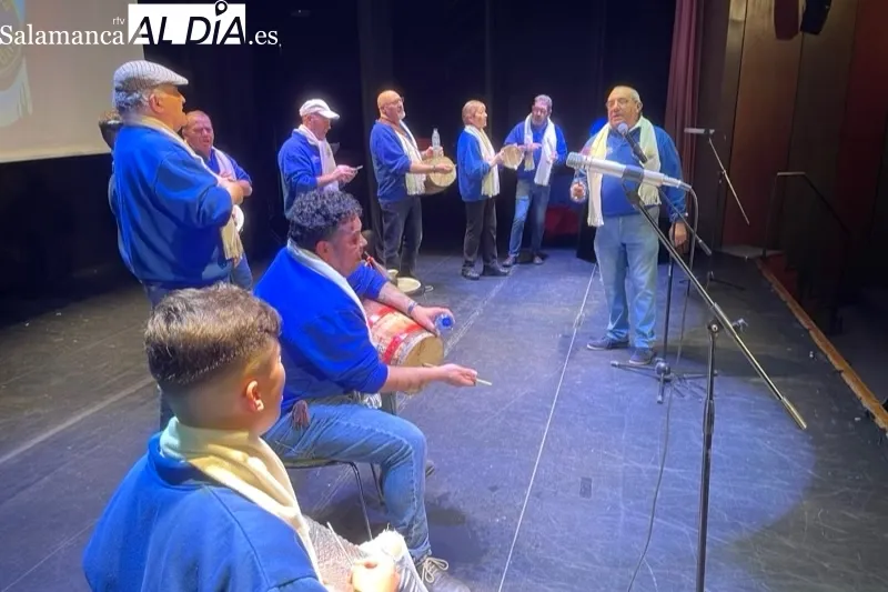 La Comparsa Peñarandina ofrecía su concierto de de Navidad en el Teatro del CDS 