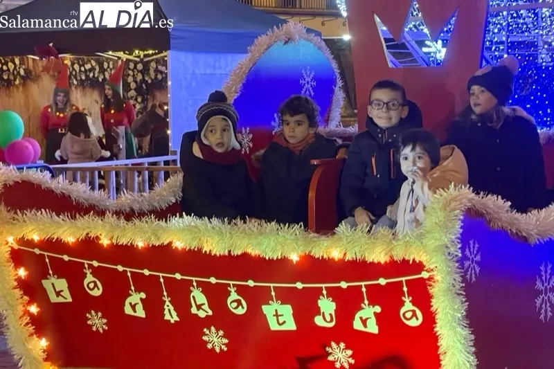 Peñaranda ofrecía una masiva bienvenida a Papa Noel