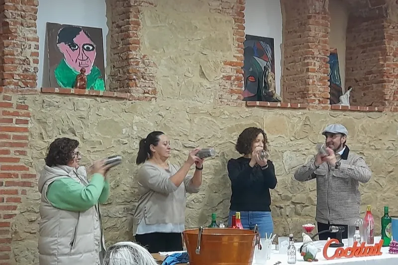Teo Marcos ofrece un Taller de cocteles en Matilla de los Caños