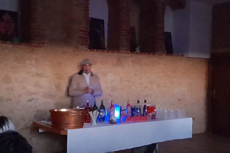 Teo Marcos ofrece un Taller de cocteles en Matilla de los Caños