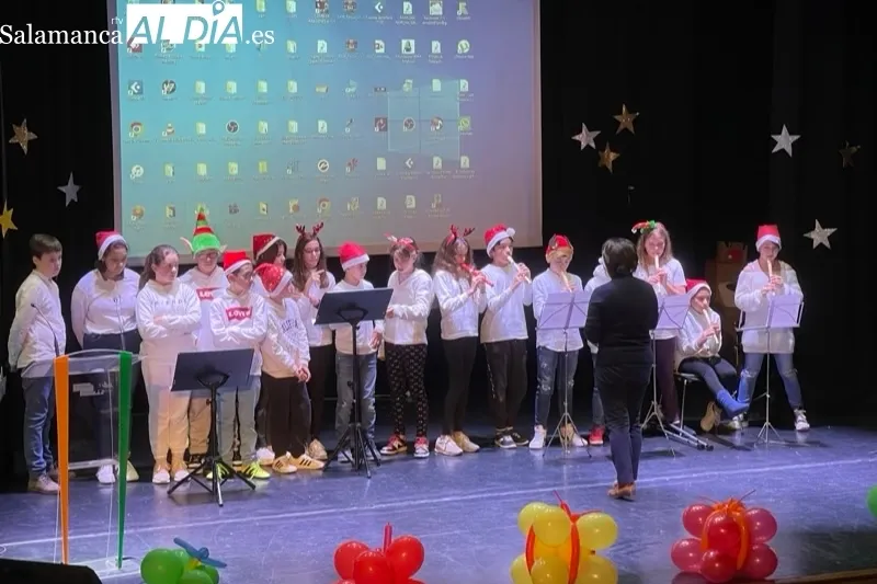 El Teatro del CDS acogía el festival navideño del Colegio Severiano Montero
