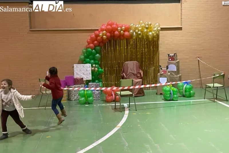 La AMPA del colegio Severiano Montero celebraba su fiesta de Navidad