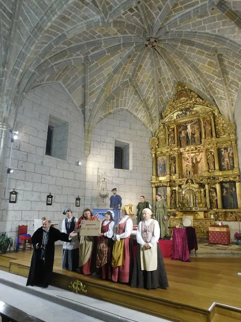 La iglesia de Cespedosa de Tormes ha acogido el montaje  