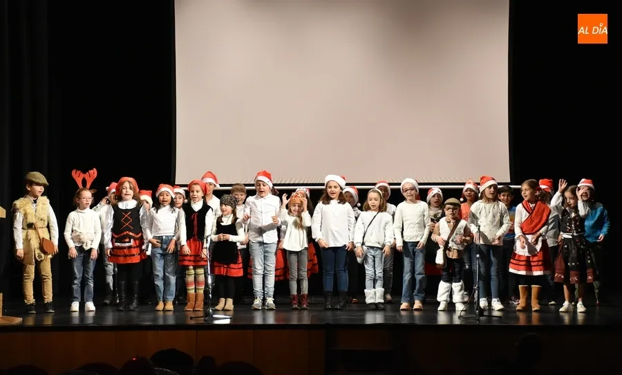Foto 2 - El Colegio Mir&oacute;briga encabeza el retorno de las funciones navide&ntilde;as al ritmo de Quevedo y Rosal&iacute;a