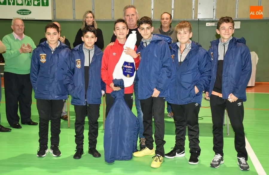 Foto 4 - Una tanda de penaltys pone el broche al exitoso retorno del Torneo de ARCIU
