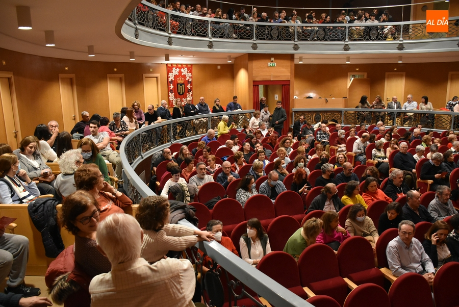 Foto 3 - La Barahona Big Band roza el lleno en el Teatro Nuevo