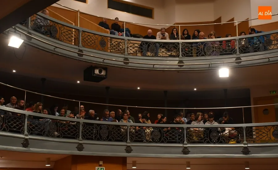 Foto 4 - La Barahona Big Band roza el lleno en el Teatro Nuevo