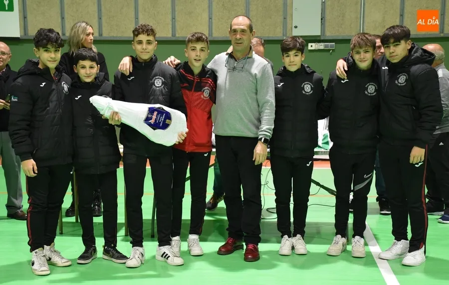 Foto 10 - Una tanda de penaltys pone el broche al exitoso retorno del Torneo de ARCIU