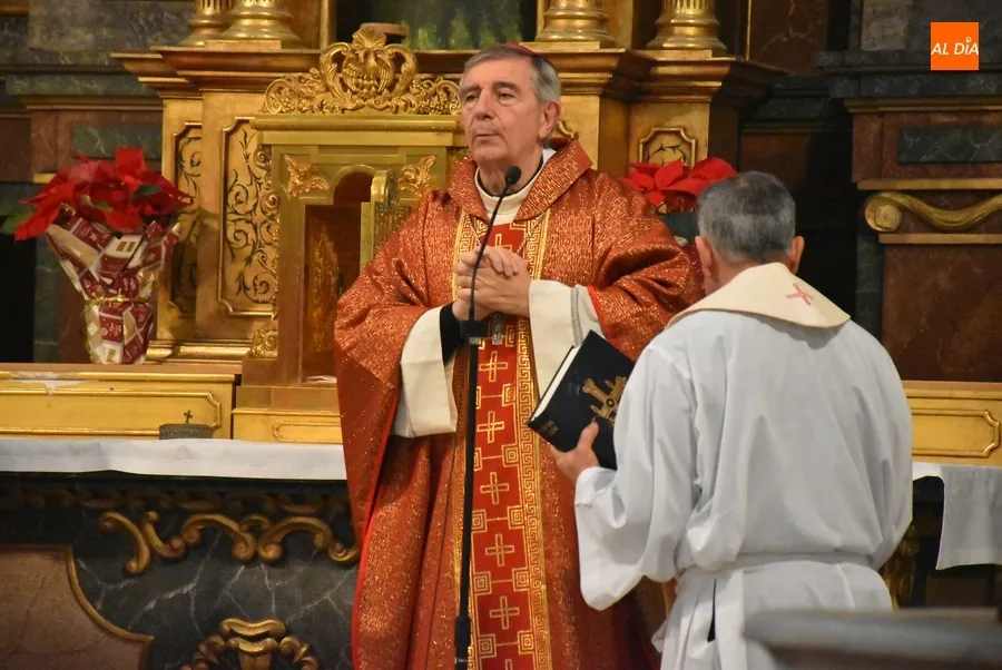 Foto 3 - El presbiterio diocesano celebra su cl&aacute;sica convivencia navide&ntilde;a