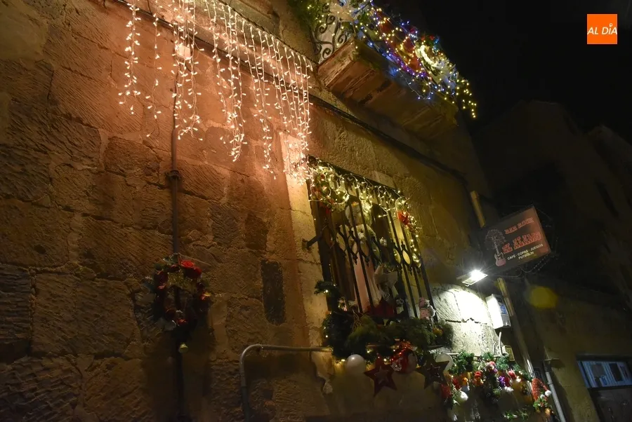 Foto 4 - Frozen, Alicia en el Pa&iacute;s de las Maravillas, y muchas estrellas, en la &lsquo;Navidad sin fin&rsquo; del centro hist&oacute;rico