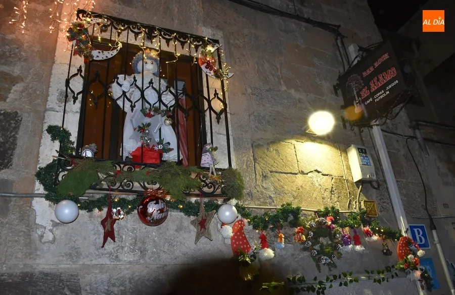 Foto 6 - Frozen, Alicia en el Pa&iacute;s de las Maravillas, y muchas estrellas, en la &lsquo;Navidad sin fin&rsquo; del centro hist&oacute;rico
