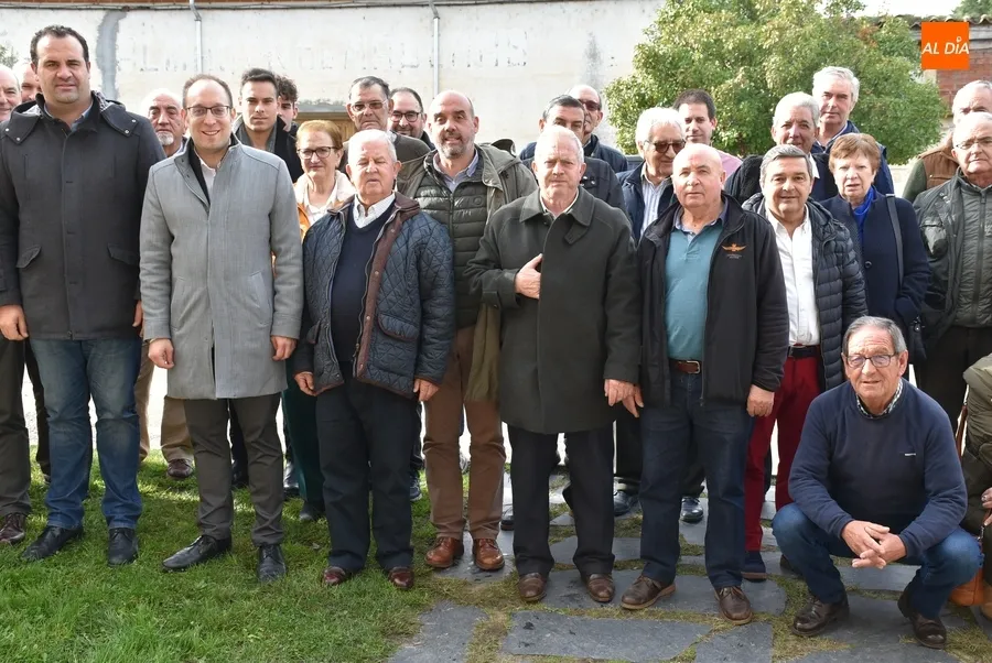 Foto 3 - El PP de Ciudad Rodrigo y comarca empieza a preparar las elecciones en su comida de Navidad