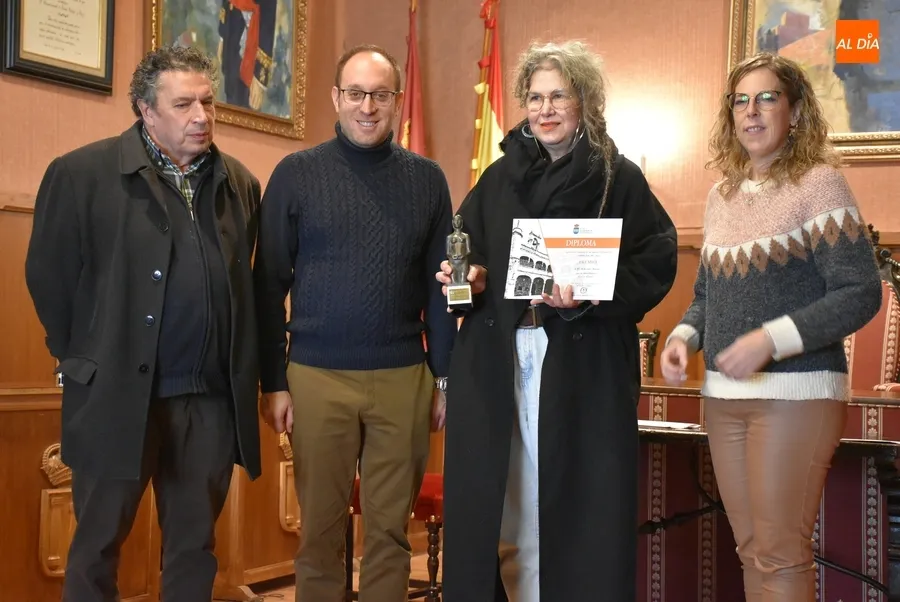 Foto 5 - Entregados de forma conjunta los premios de tres cert&aacute;menes culturales