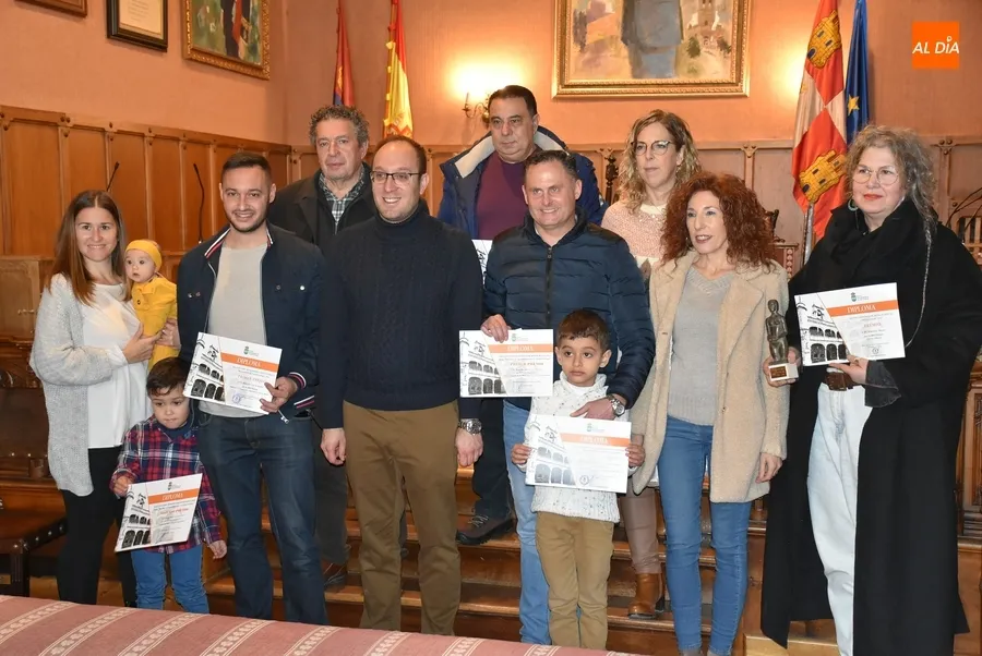 Foto 10 - Entregados de forma conjunta los premios de tres cert&aacute;menes culturales